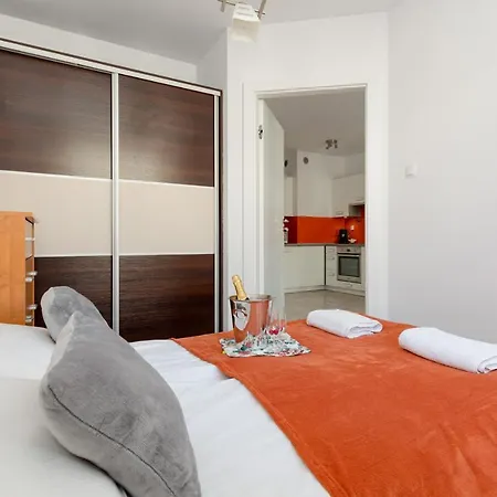 Apartamenty Bursztynowe V By Noclegi Renters Kolobrzeg Exterior photo