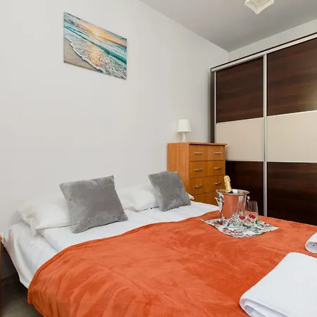 Apartamenty Bursztynowe V By Noclegi Renters Kolobrzeg Exterior photo